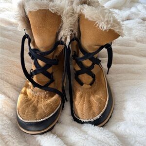 Sorel Cream Fur-Lined Boots